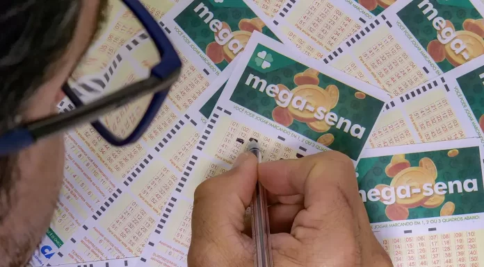 Prêmio da Mega-Sena chega a R$ 160 milhões nesta terça-feira (3)