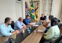 Fernando recebe equipe de Geninho para ‘governo de transição’