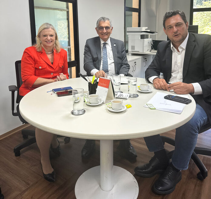 Geninho busca parceria para expandir ETEC e atrair uma FATEC