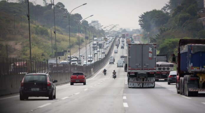 Proclamação da República: mais de 2,4 milhões veículos nas rodovias paulistas
