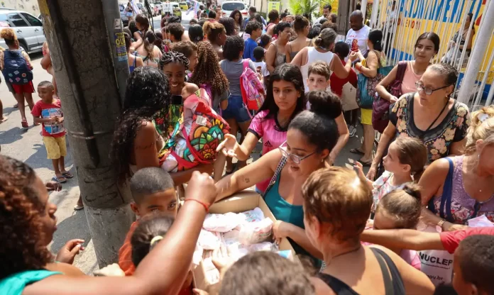 Colabore com o Natal das Crianças da Igreja Restaurando Vidas