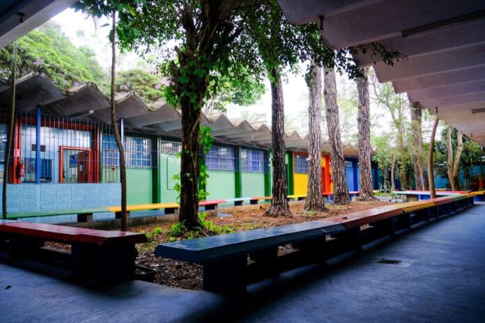 Governo de SP manda pintar as nove escolas de Olímpia antes das aulas
