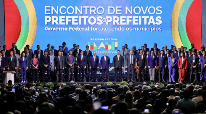 Olímpia no Encontro de Prefeitos reforça parcerias com Brasília