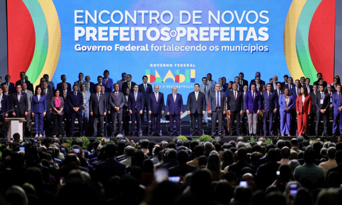 Olímpia no Encontro de Prefeitos reforça parcerias com Brasília