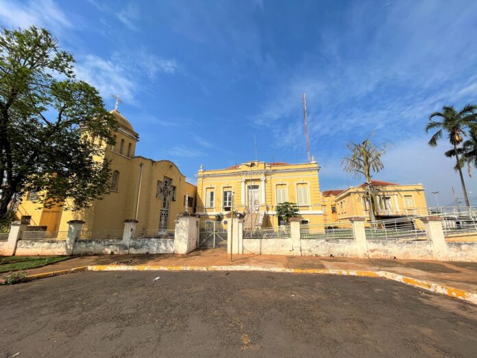 Geninho quer cancelar as obras e nova avaliação do prédio da Beneficência