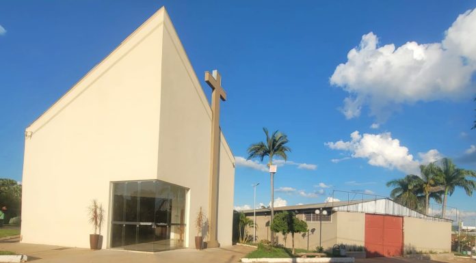 Capela Santo Antônio celebra hoje com padre Túlio e prepara festa para amanhã