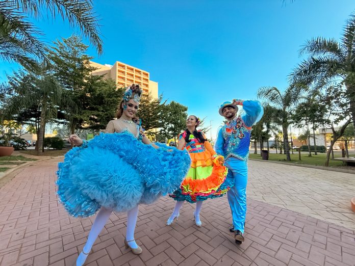 Hot Beach terá quadrilha aquática e teatro ao vivo no feriado de junho