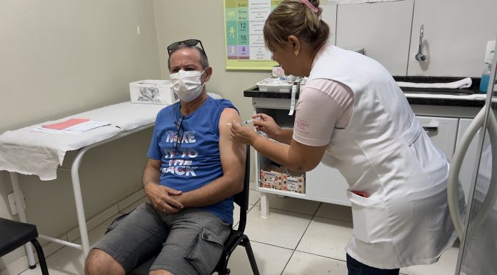 Vacinação contra gripe segue após fraco movimento no “Dia D”