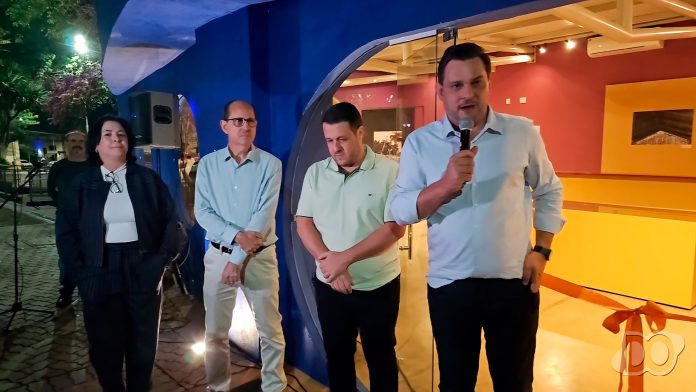 Geninho anuncia reforma da Praça da Matriz e revitalização da Rua São João