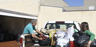 Roupas, sapatos e cobertores começam a ser distribuídos nesta sexta nos CRAS
