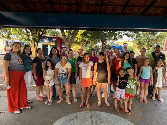 Associação leva aulas gratuitas de balé para crianças de Ribeiro dos Santos