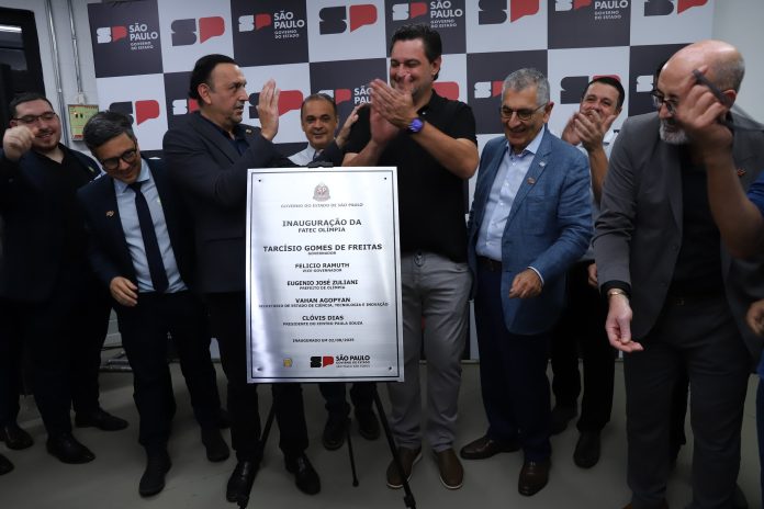 Governo anuncia reforma da Etec e ampliação após inauguração da Fatec