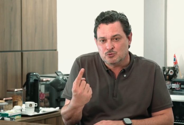 Geninho visita famílias e explica regras do Minha Casa Minha Vida em Olímpia