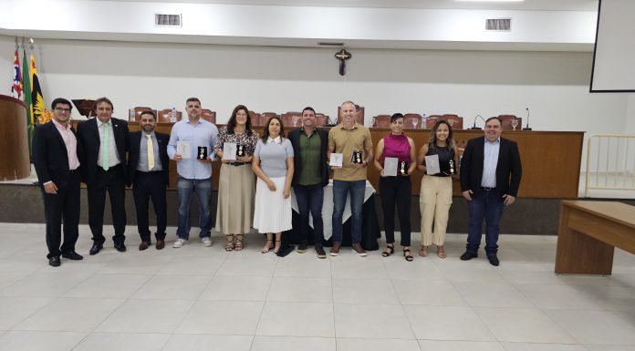 CREF4/SP e Câmara homenageiam educadores físicos em sessão solene