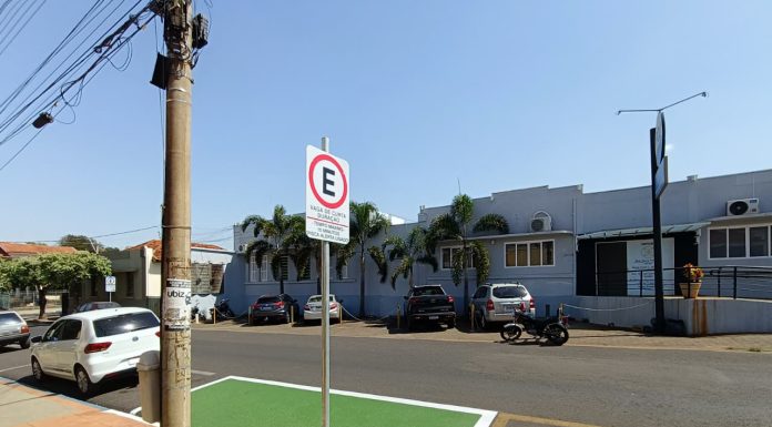 Olímpia cria 28 ‘vagas verdes’ gratuitas de 15 minutos na Área Azul Digital