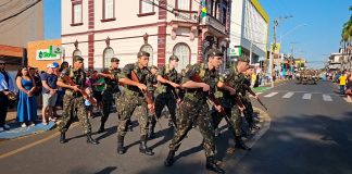 Olímpia celebra 7 de Setembro com desfile diversificado. Fotos e vídeo