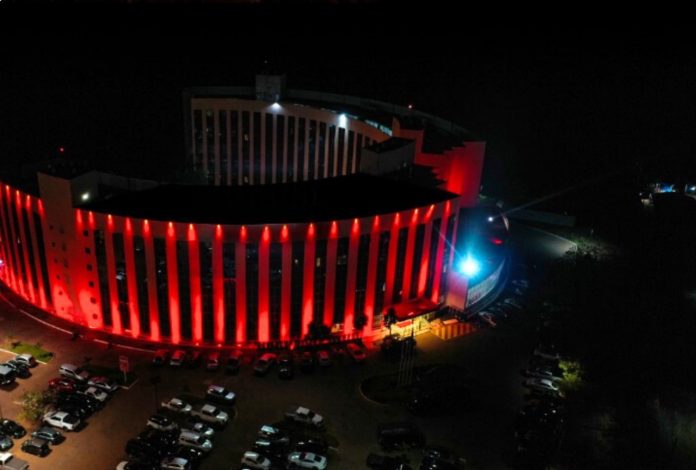 Halloween no Barretos Park Hotel terá baile e cinema ao ar livre