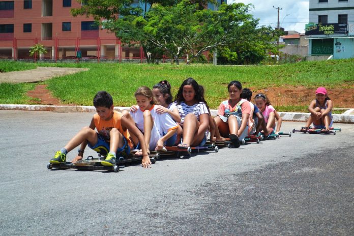 Olímpia terá corrida de carrinho de rolimã e brincadeiras de infância dia 8