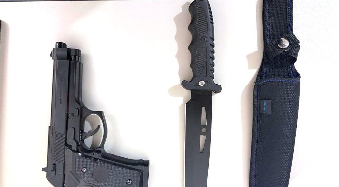 Preso homem que espancou mulher e filha e alegou vínculo com PCC