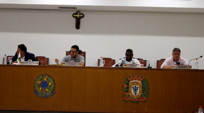 Câmara vota orçamento e reforça necessidade de ‘diálogo ampliado’