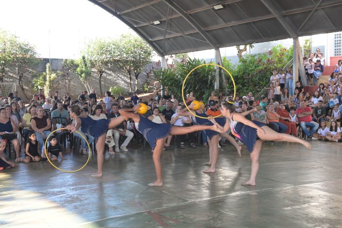 EMEB Silva Melo celebra 60 anos com reencontro de gerações em Olímpia