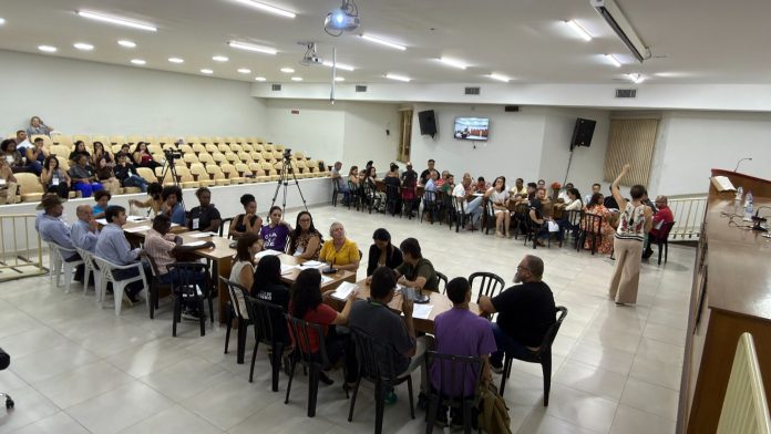 Câmara recebe debate sobre futuro das políticas culturais de Olímpia