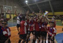 Meninos do Grêmio goleiam e levam o título do Futsal Sub-13