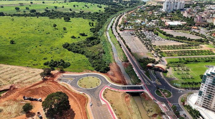 Ponte e rotatória alteram trânsito no Vale do Turismo em Olímpia