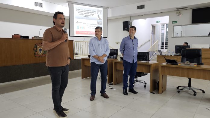 Olímpia inicia revisão do plano de resíduos com projeções até 2045