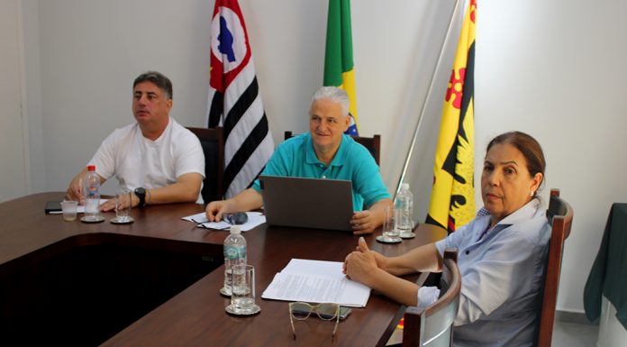 Contas de 2023 de Fernando Cunha recebem parecer pela rejeição