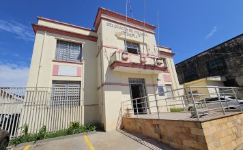 Jovem de 18 anos denuncia injúria racial em jogo de futebol