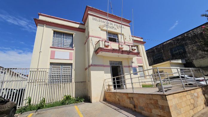 Jovem de 18 anos denuncia injúria racial em jogo de futebol