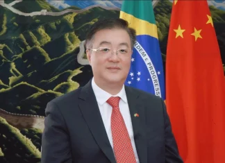Embaixador chinês vem a Olímpia para conhecer turismo e projeto do aeroporto