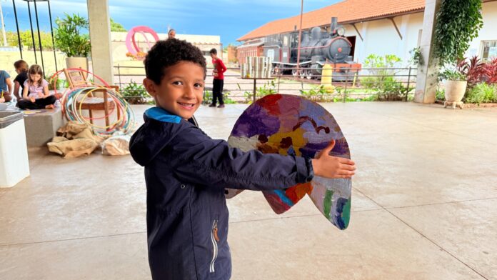 Fim de férias: ECO abre vagas para teatro, dança e jazz em Olímpia