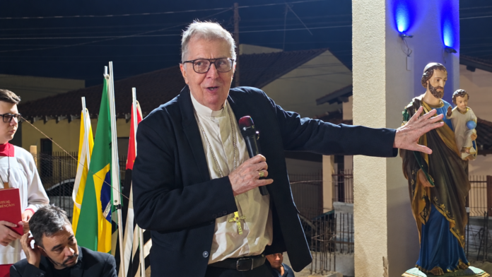 Igreja não indica candidato, diz Dom Milton antes da eleição