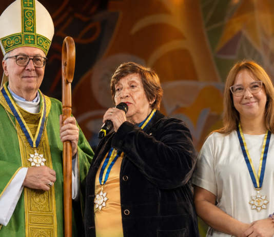 Cidinha Manzolli, Dom Milton e Marília recebem primeira “Ordem do Folclore”