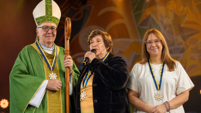 Cidinha Manzolli, Dom Milton e Marília recebem primeira “Ordem do Folclore”