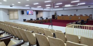 Sessão da Câmara reúne vetos, urgência e 19 novos projetos