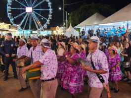 Festival reúne 26 apresentações e leva grupos às ruas neste sábado (8)