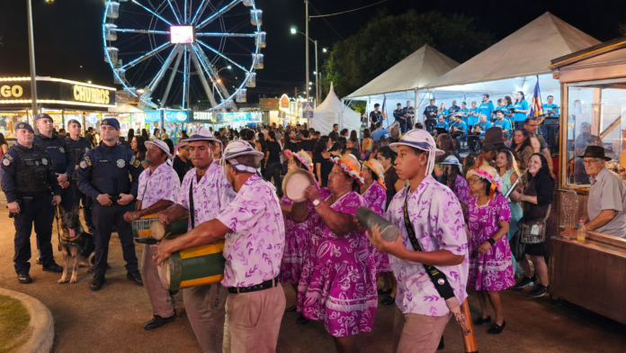 Festival reúne 26 apresentações e leva grupos às ruas neste sábado (8)
