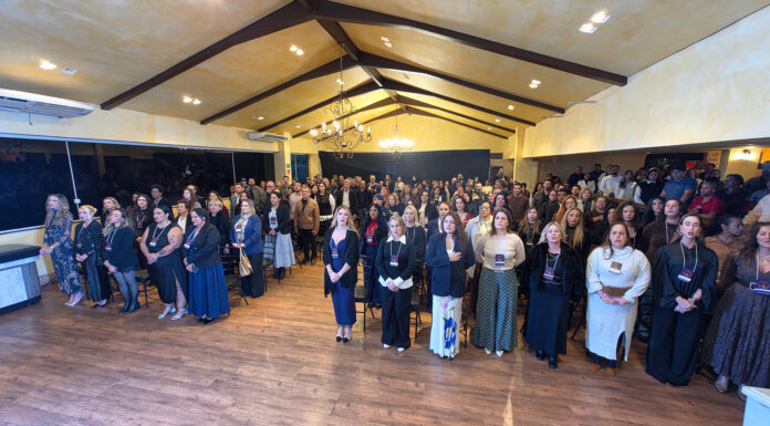 “Mulheres de Honra” reconhece 52 trajetórias de superação. Confira fotos