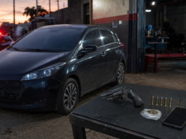 Carro furtado, revólver e maconha levam homem à prisão em Olímpia