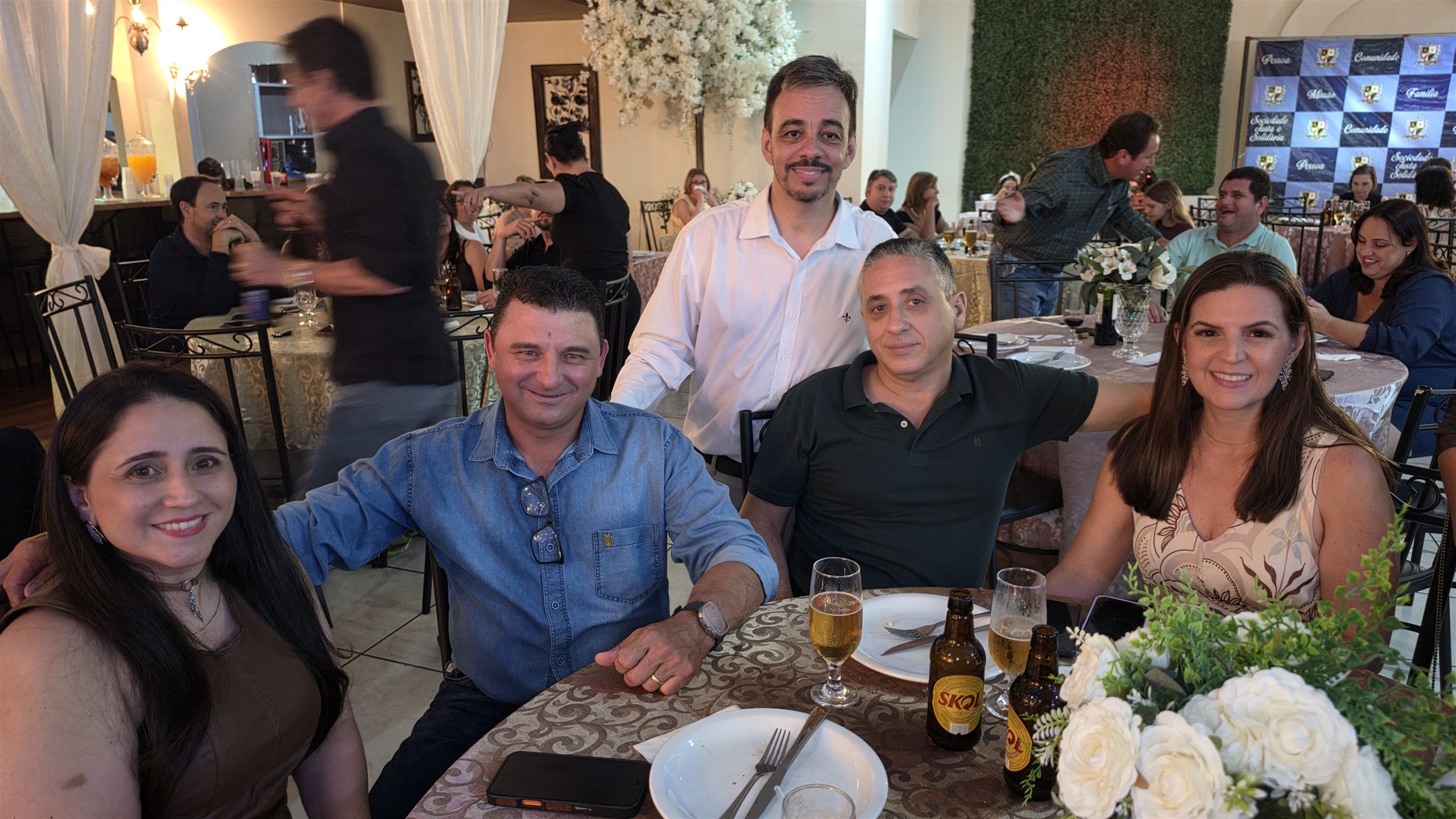 Jantar da Primavera da Paróquia São José, em Olímpia