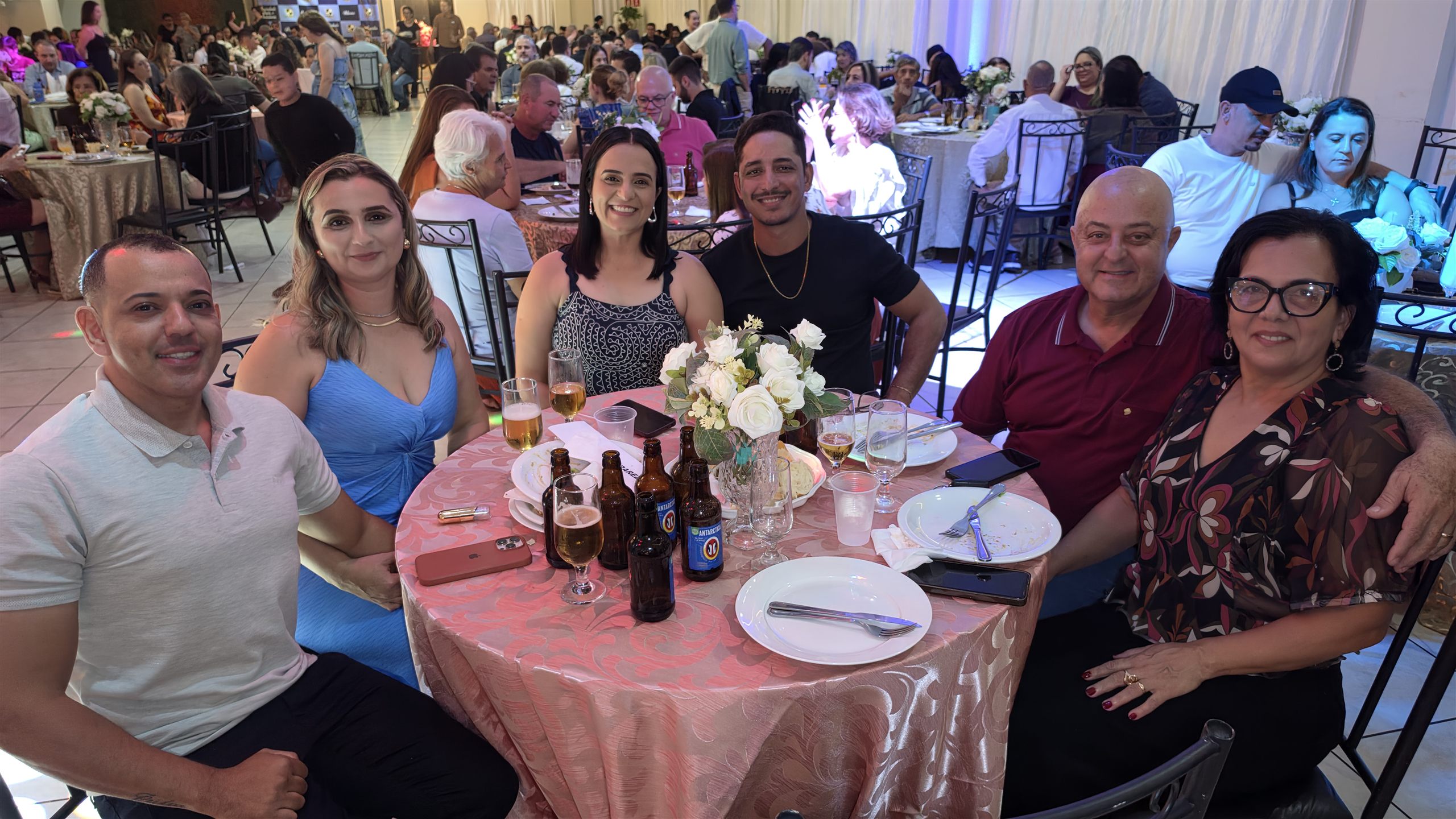 Jantar da Primavera da Paróquia São José, em Olímpia