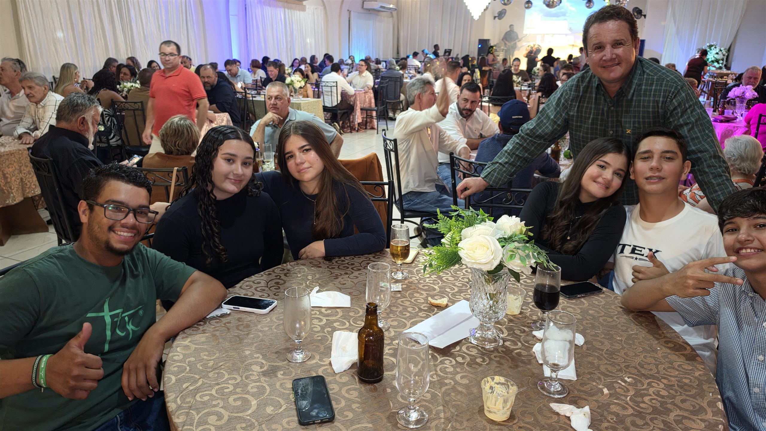 Jantar da Primavera da Paróquia São José, em Olímpia