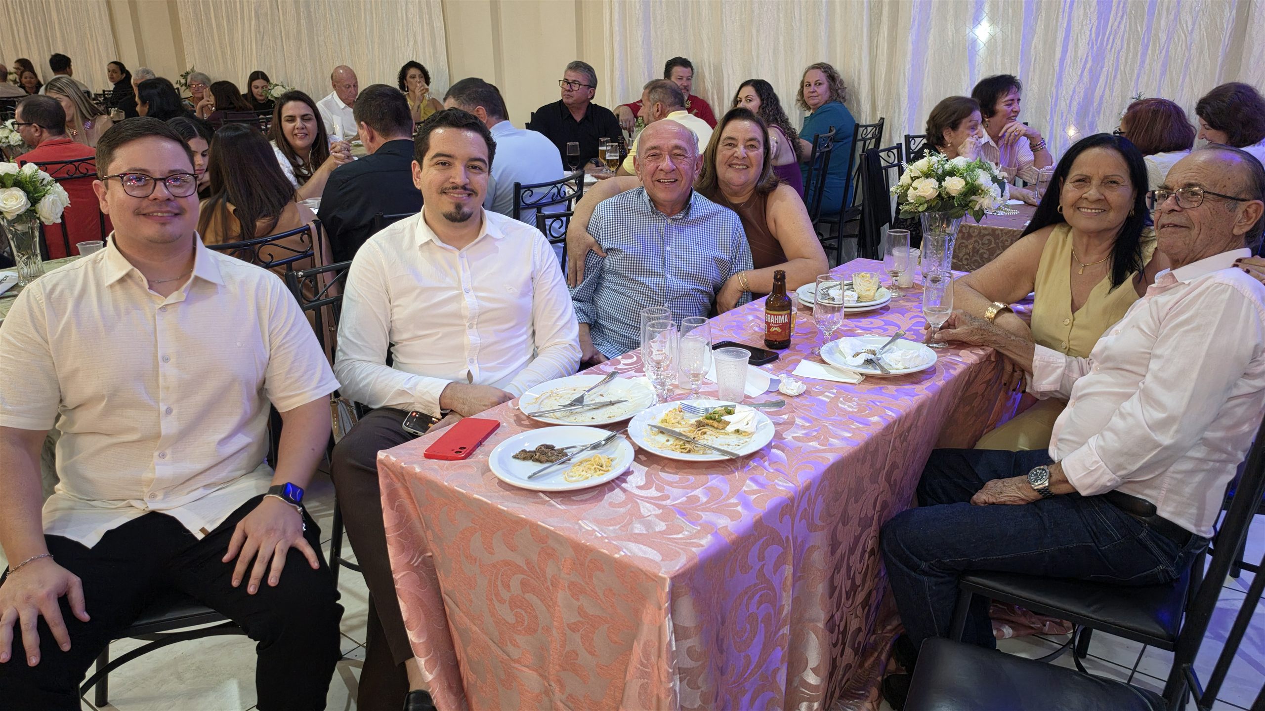Jantar da Primavera da Paróquia São José, em Olímpia