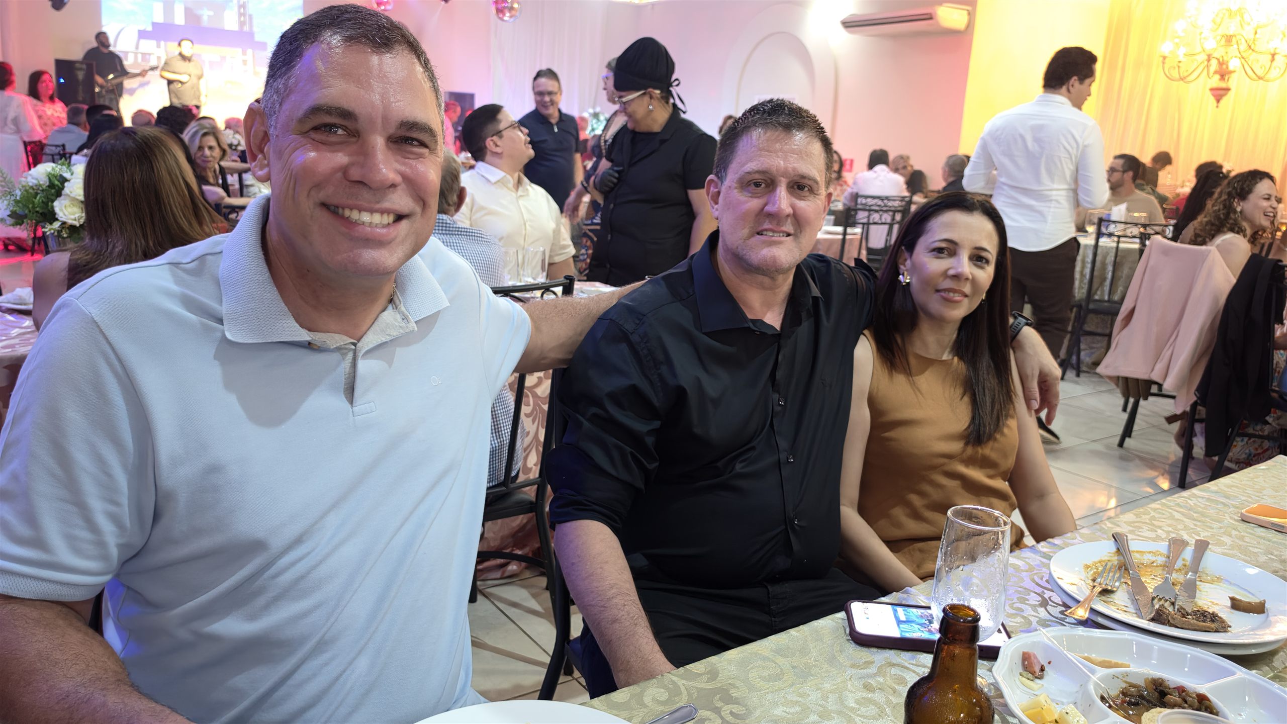 Jantar da Primavera da Paróquia São José, em Olímpia
