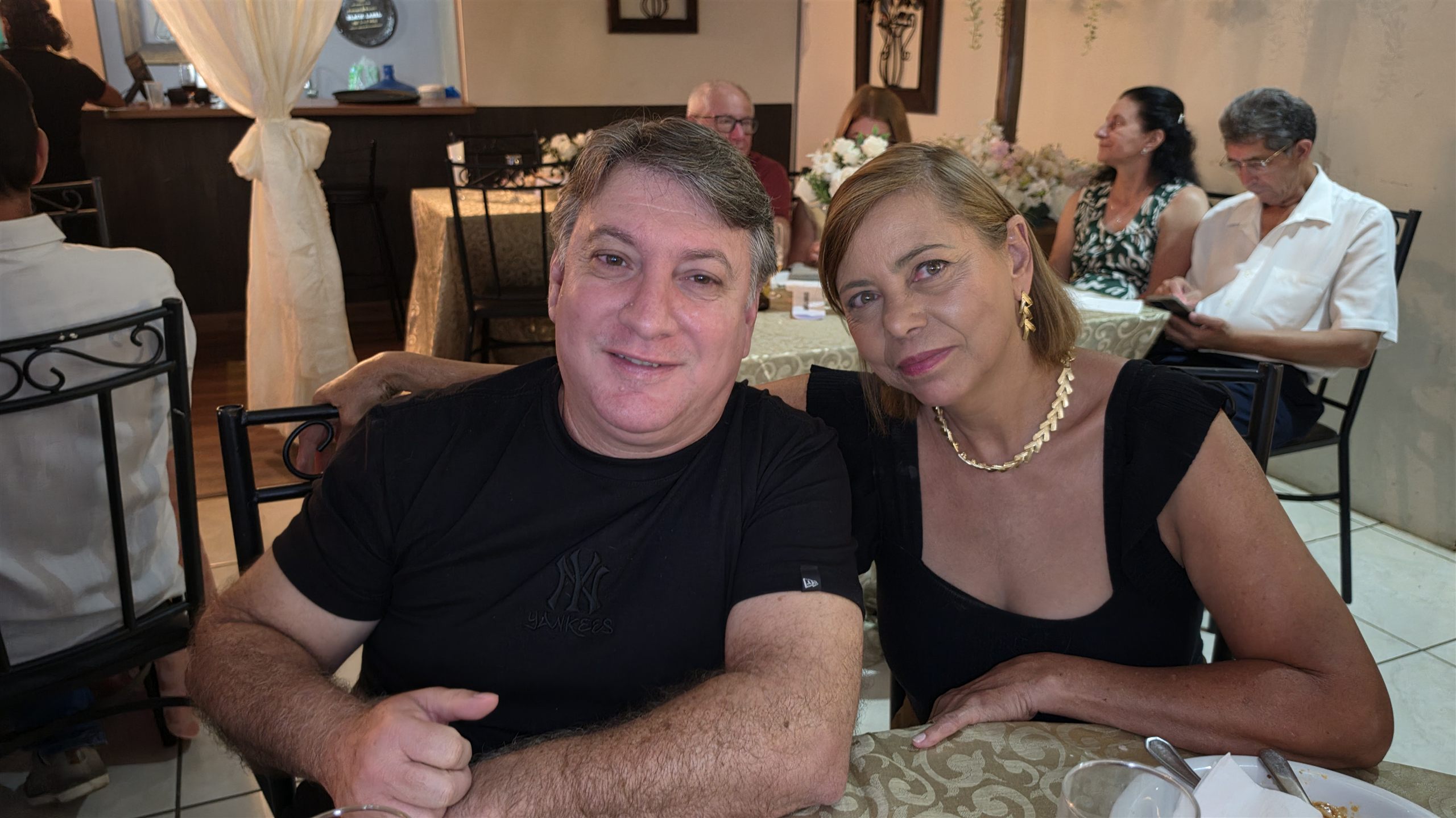 Jantar da Primavera da Paróquia São José, em Olímpia