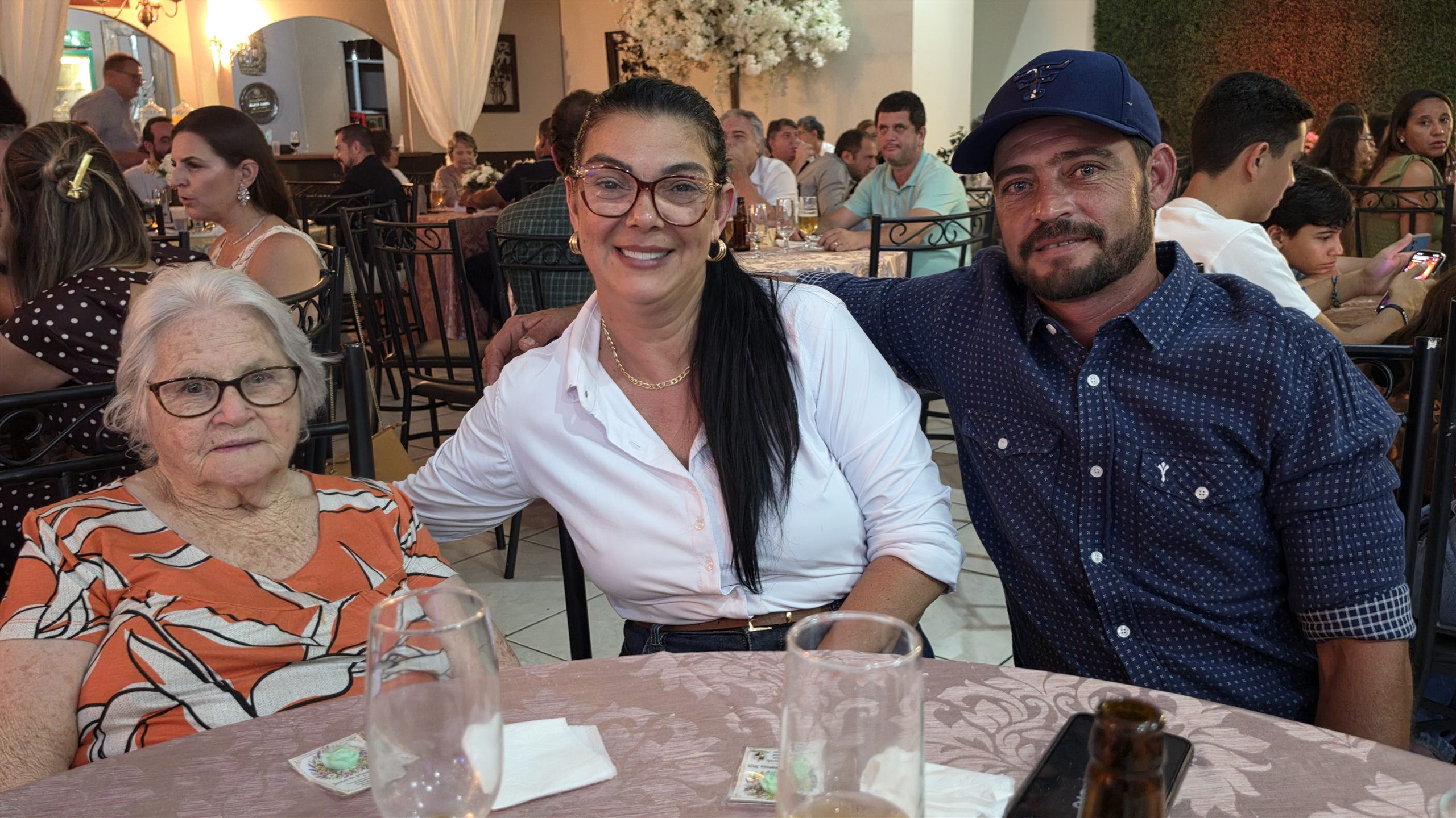 Jantar da Primavera da Paróquia São José, em Olímpia