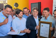 Governador Tarcísio recebe Título de Cidadão Olimpiense em inauguração